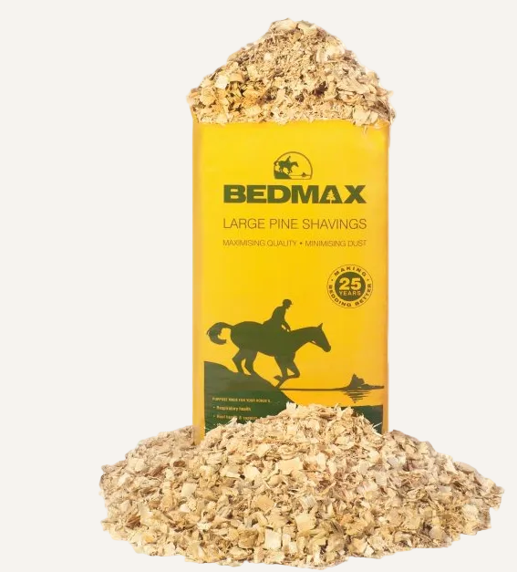 Bedmax Large Flake Pine Shavings (18kg Bale) – Premium Dust-Extracted Horse Bedding
