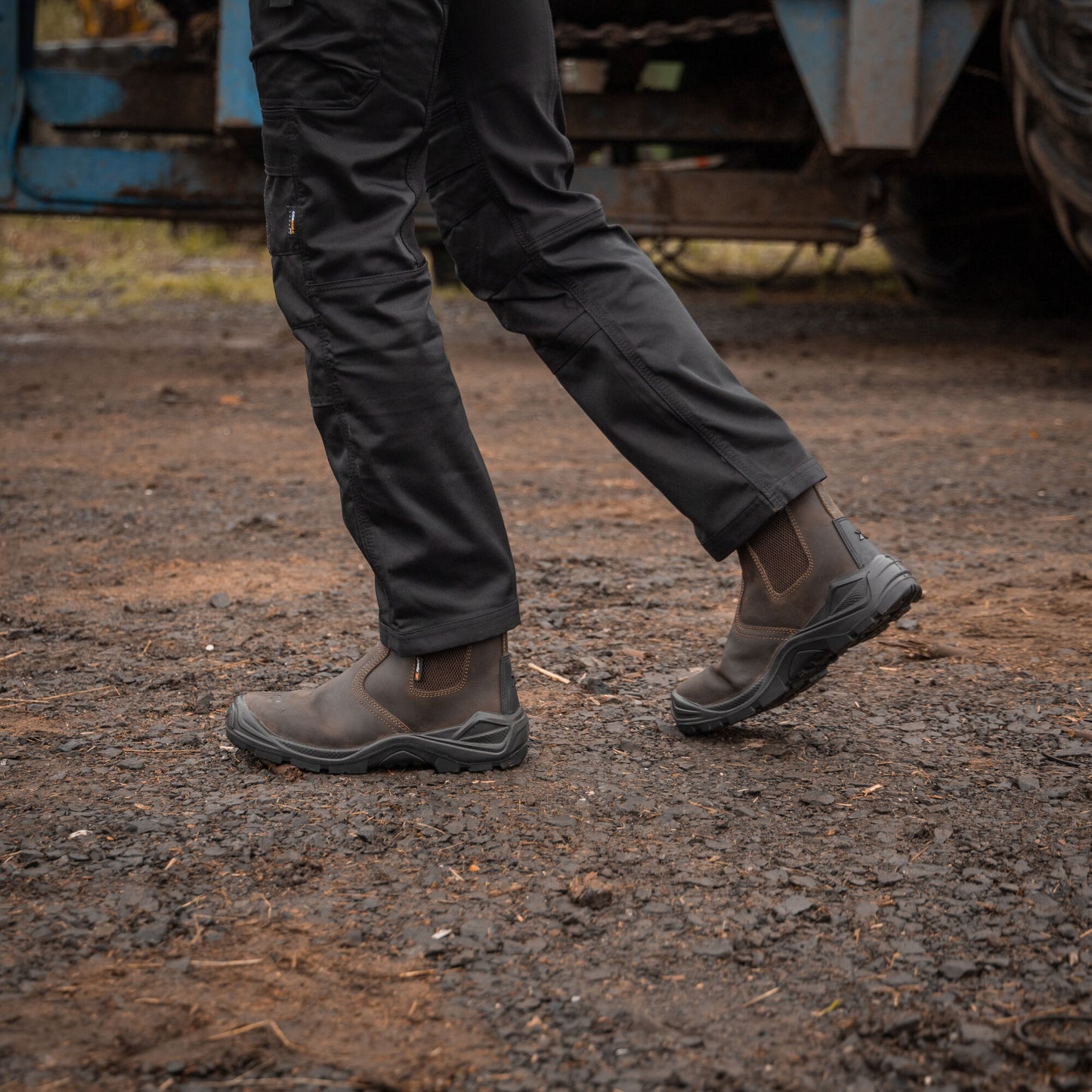 Xpert Defiant S3 Safety Dealer Boots Brown | Steel Toe Safety Chelsea Boots