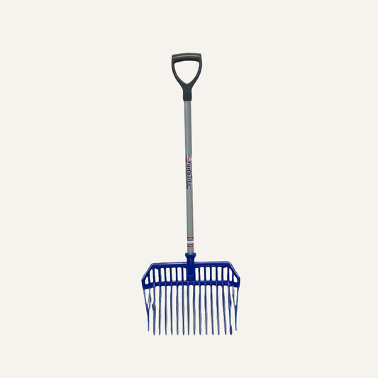 Fynalite Extra Light Shavings Fork | Lightweight Stable Fork for Shavings & Bedding