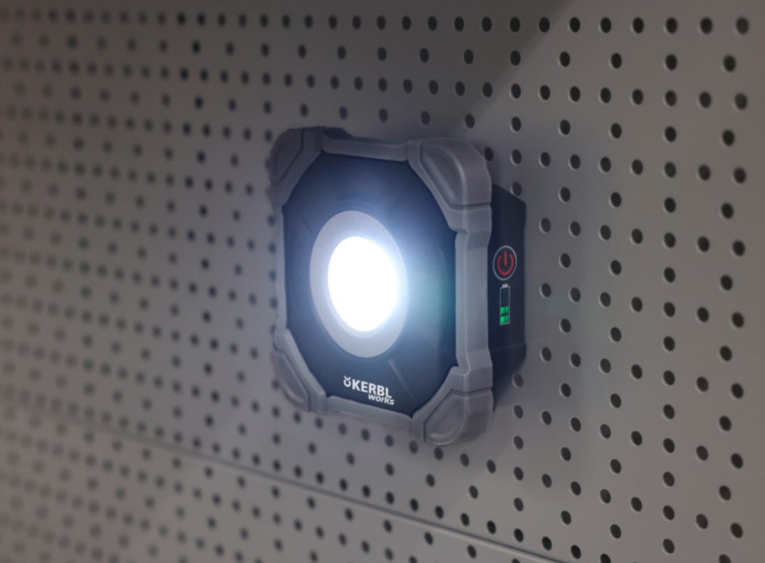 Kerbl WorkFire 2200 Rechargeable LED Spotlight 345627 | 2200lm